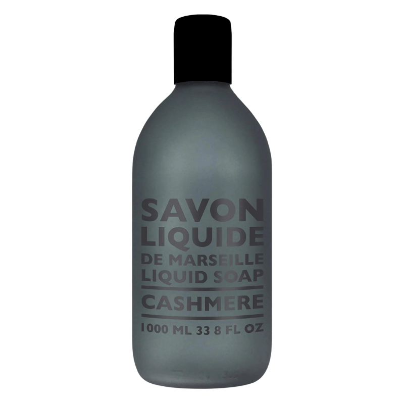 Flasche mit 1L Flüssigseife aus Marseille, Duft Cashmere, graues Etikett, schwarze Kappe.