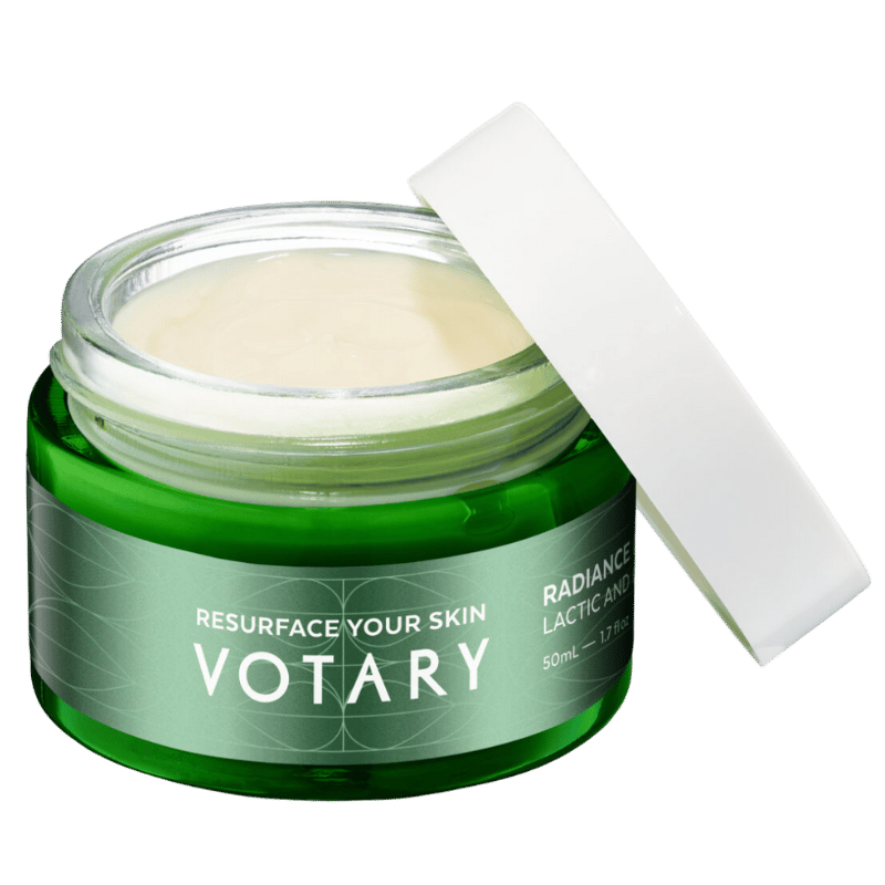 VOTARY Radiance Reveal Maske mit Milchsäure und Mandelsäure, 50ml, in grünem Glasbehälter mit weißem Deckel.