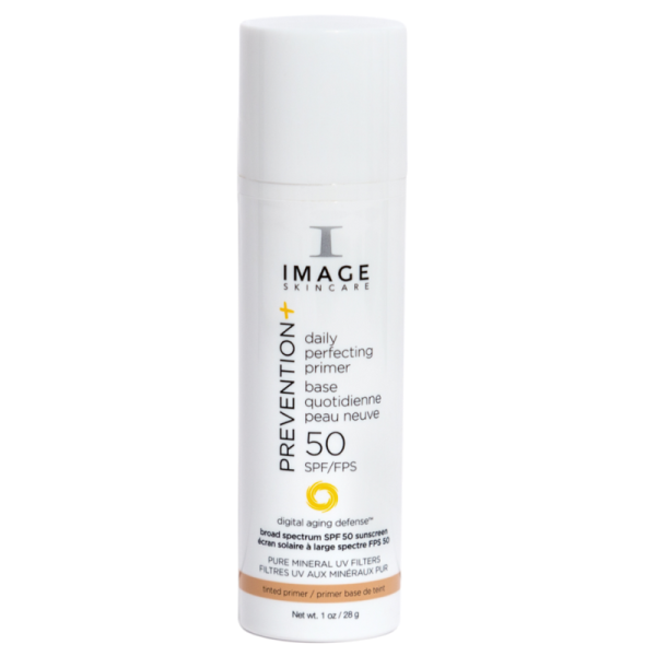 Bild von Image Skincare Prevention+ Daily Perfecting Primer SPF 50 in weißer Flasche.
