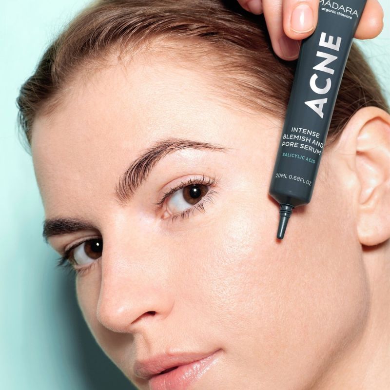 MADARA Organic Skincare ACNE Intense Blemish & Pore Treatment