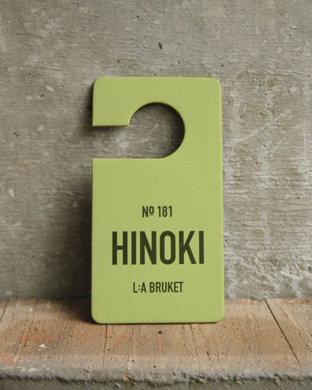 L:A BRUKET No. 181 Fragrance Tag Hinoki Duftanhänger