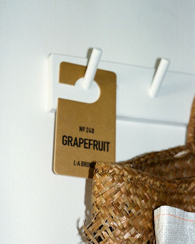 L:A BRUKET No. 248 Fragrance Tag Grapefruit Duftanhänger