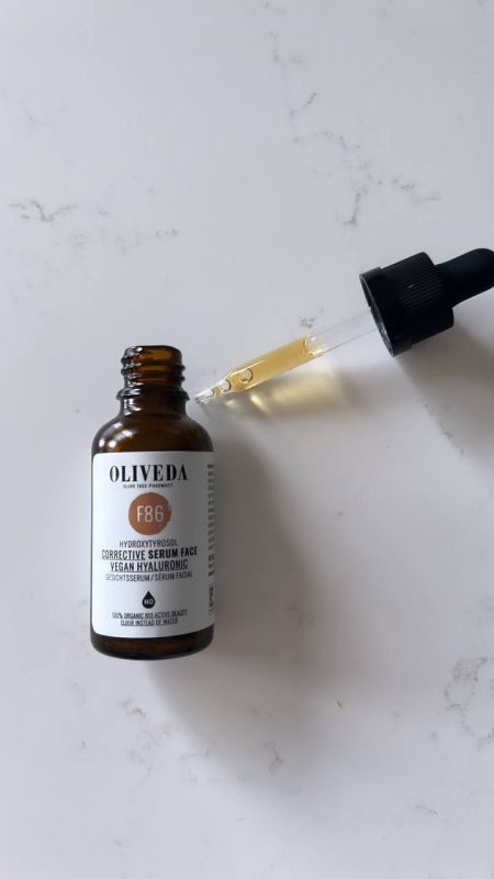 OLIVEDA F86 Vegan Hyaluronic Gesichtsserum Corrective