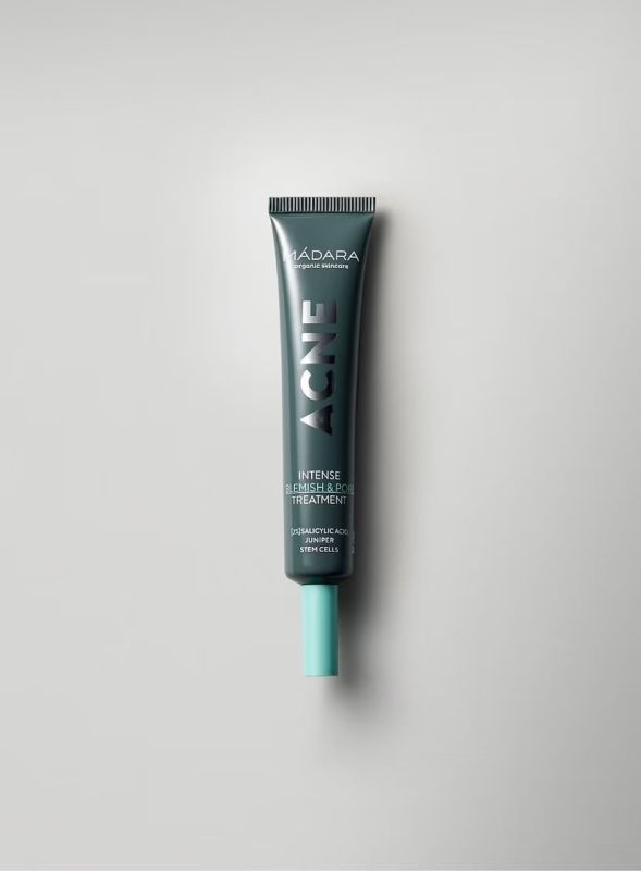 MADARA Organic Skincare ACNE Intense Blemish & Pore Treatment