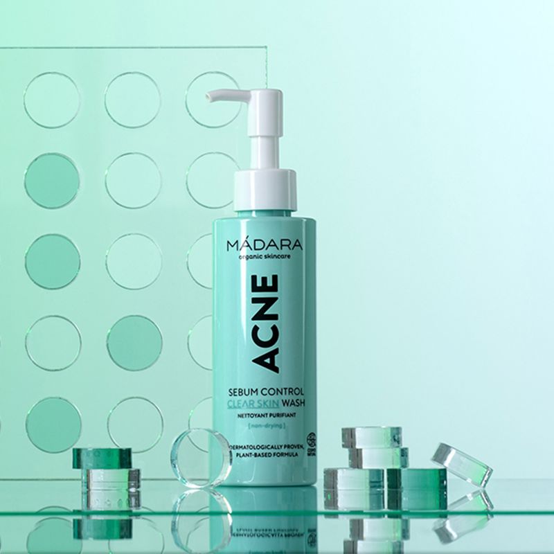 MADARA Organic Skincare ACNE Sebum Control Clear Skin Wash