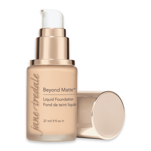 Jane Iredale Beyond Matte Liquid Foundation, 27 ml, mit abgenommenem Deckel.